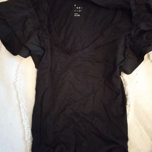 Cute Ruffle Sleeve Tee